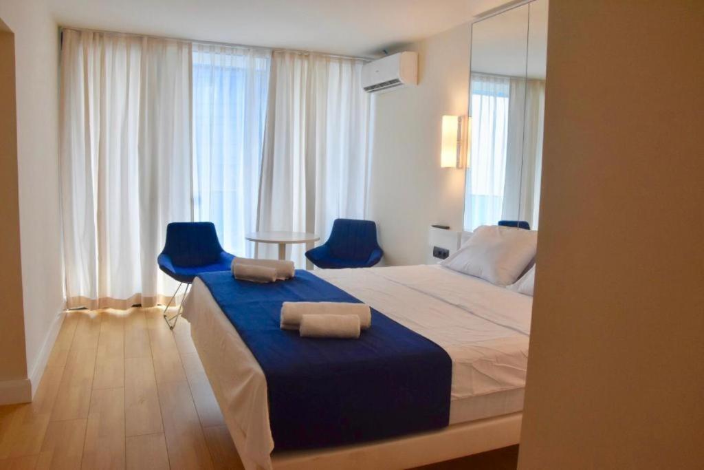 Luxury Studio With Ocean View Батуми Екстериор снимка