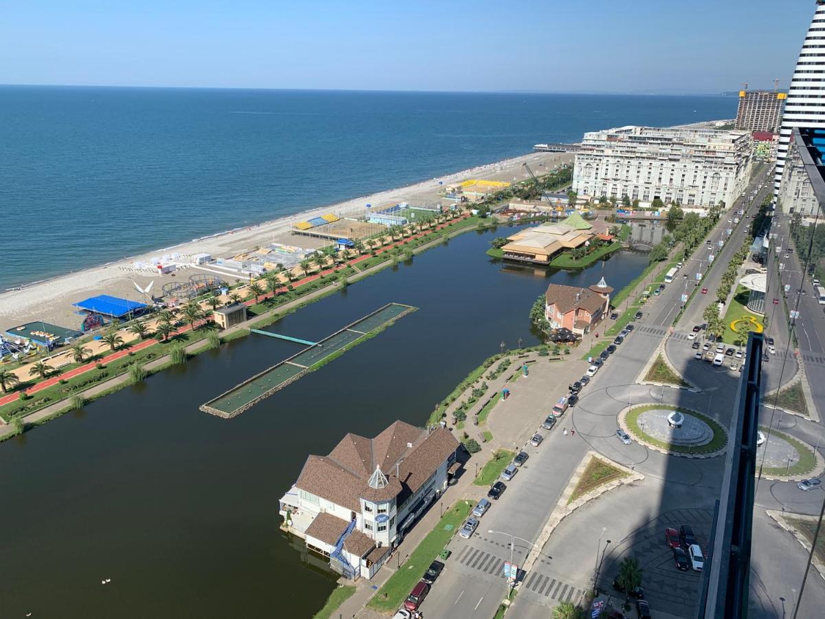Luxury Studio With Ocean View Батуми Екстериор снимка